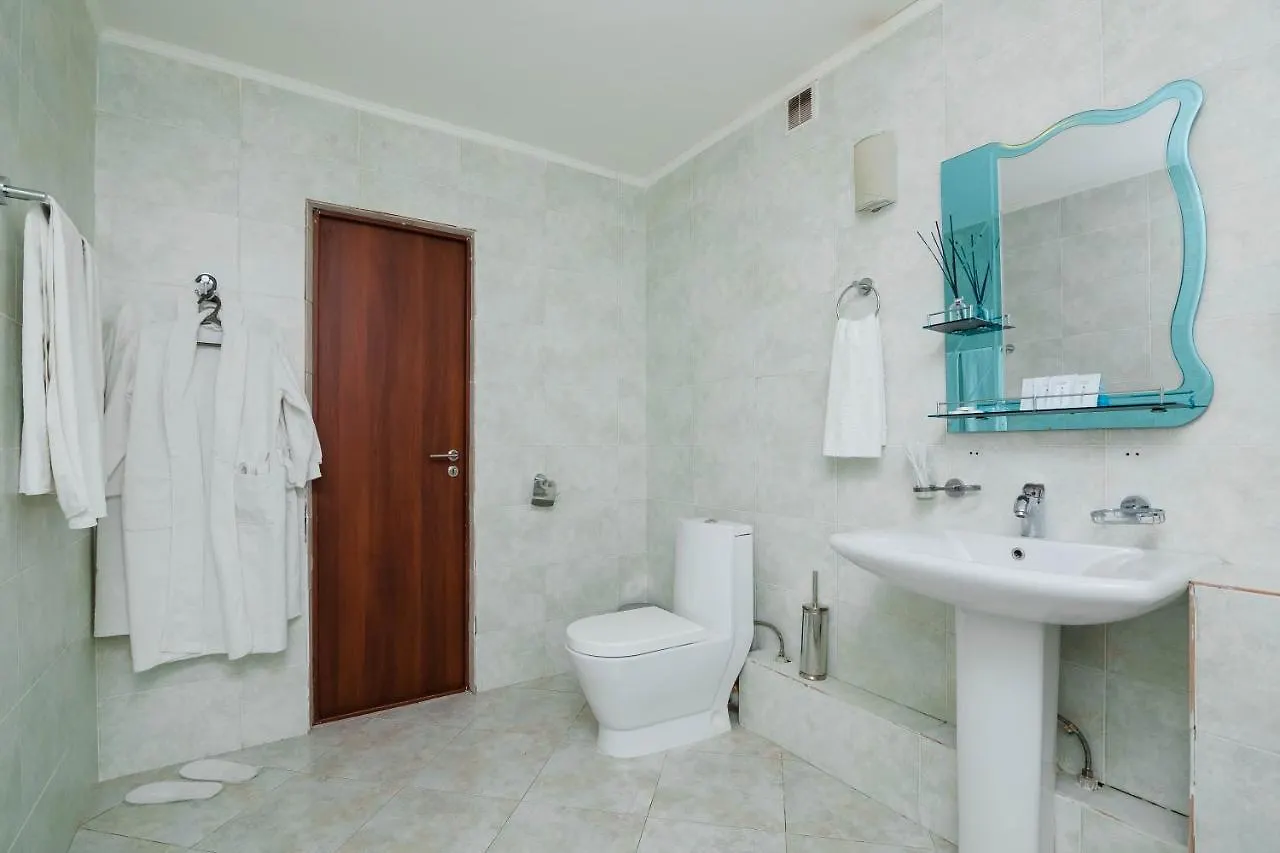 Azat Hotel Nur-Sultan  3*, Nur-Sultan (Astana)